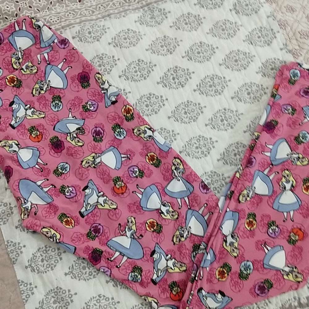 Lularoe one size leggings
